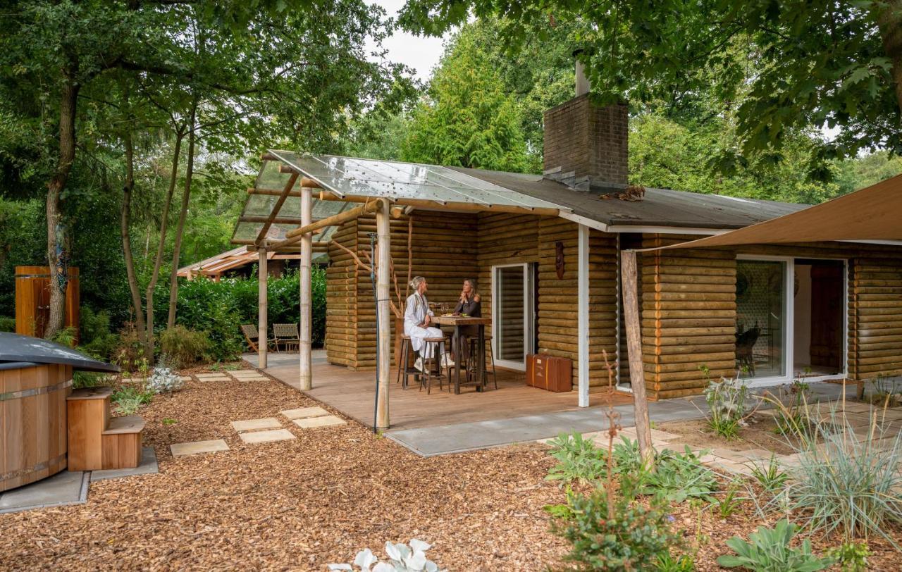 Zen-Bungalow No 4 Met Sauna En Hottub Rheezerveen Экстерьер фото