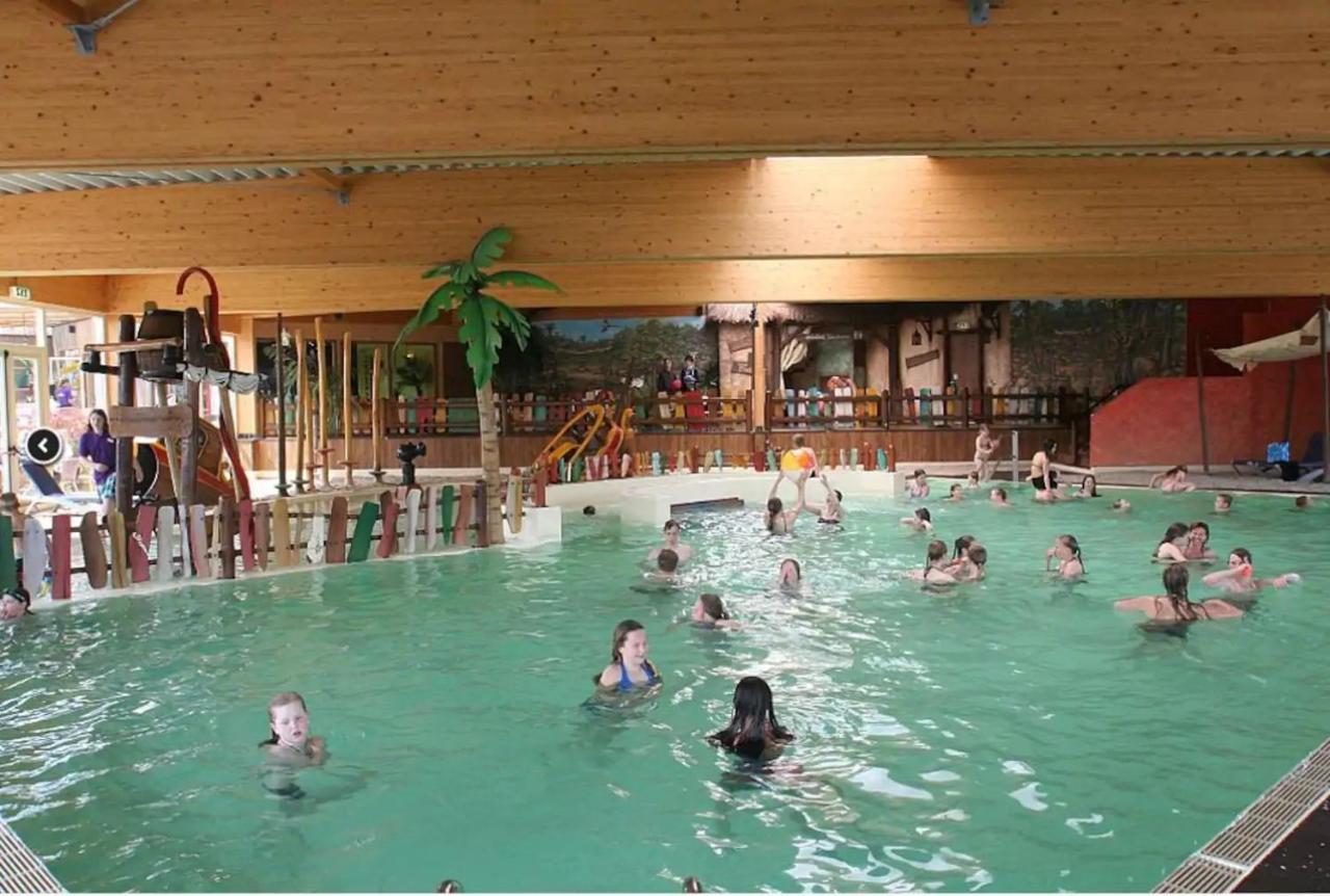Zen-Bungalow No 4 Met Sauna En Hottub Rheezerveen Экстерьер фото